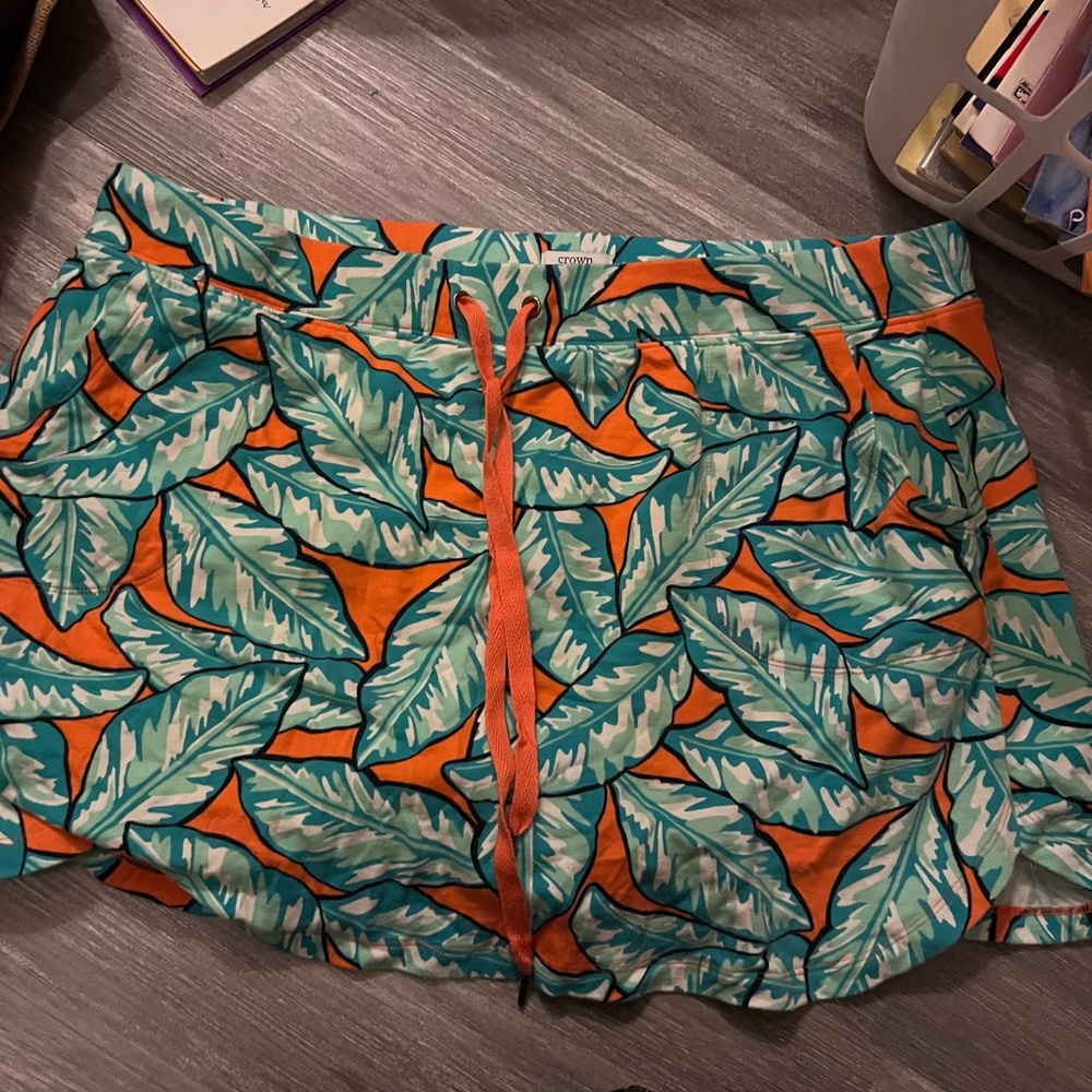 Tropical Leaf Print Women's Skort